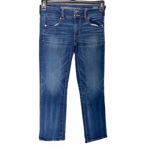 American Eagle AEO Artist Crop Medium Wash Jeans